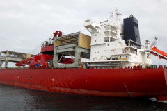 Conakry Pearl Transhipper refit with crane
